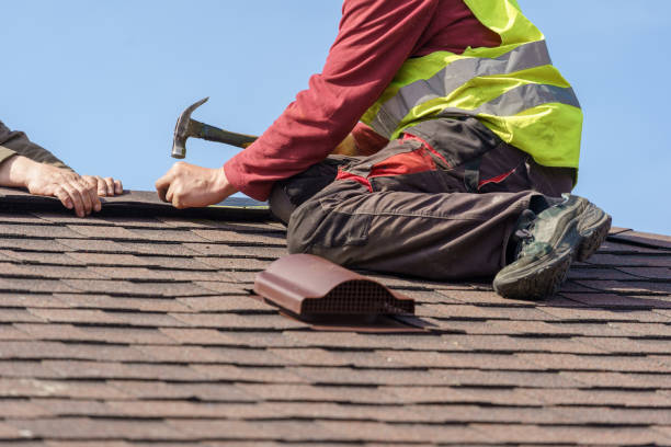 Best Flat Roof Repair Services  in La Pine, OR